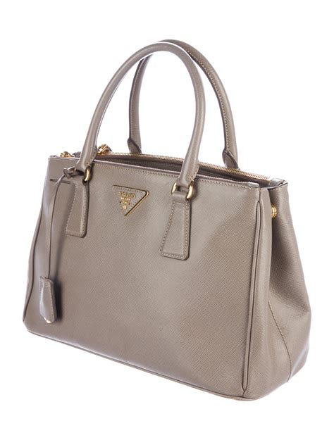 prada double zip galleria tote|prada saffiano tote small.